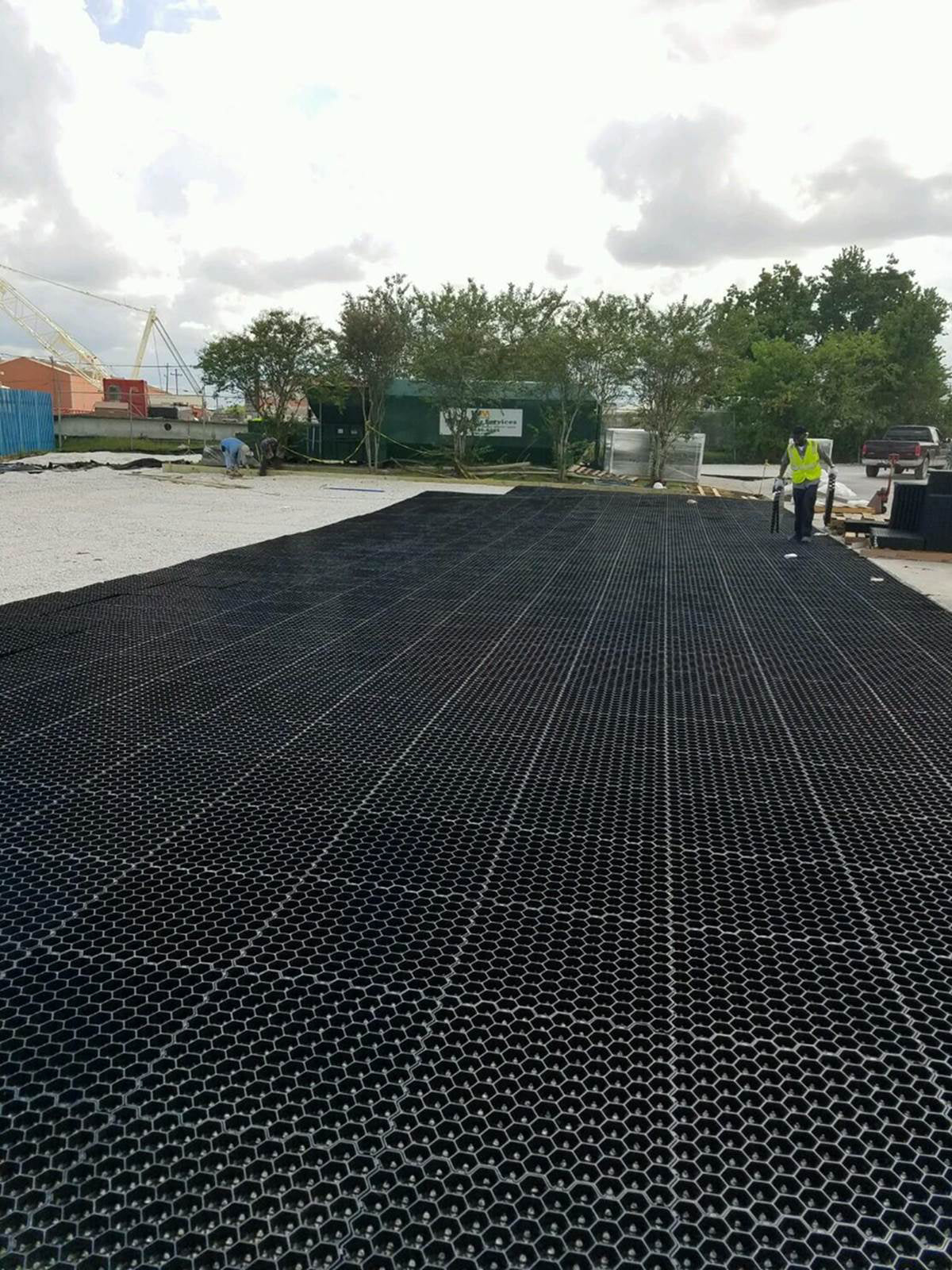 Tufftrack Grass Pavers 2’X2′
