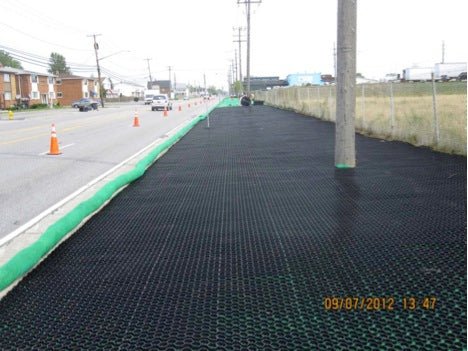 EZ Roll Grass Paver 4’X24′ Roll